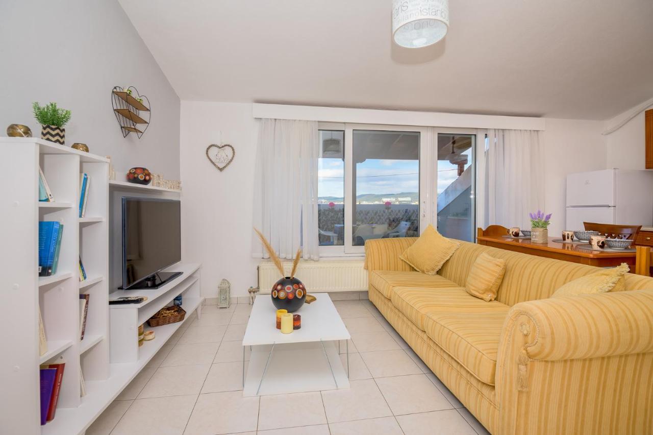 City Melody Apartment With Private Parking Alexandroupoli Exterior photo